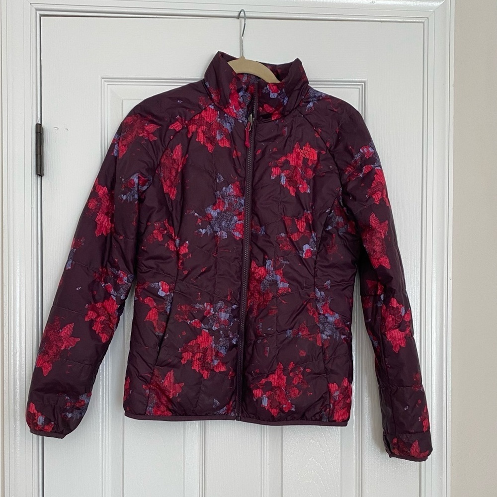 THE NORTH FACE Ladies Burgundy Pink Floral Puffer Quilted LOGO Jack Coat Size S